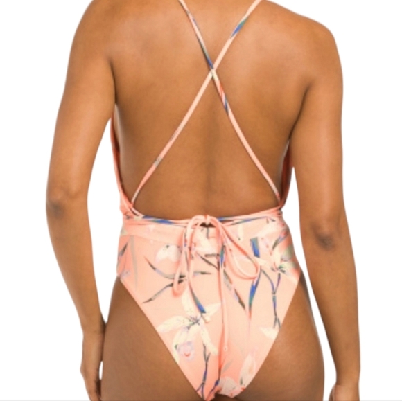 Maaji Reversible Floral Plunge Coral Peach Swimsuit NEW - Picture 9 of 9